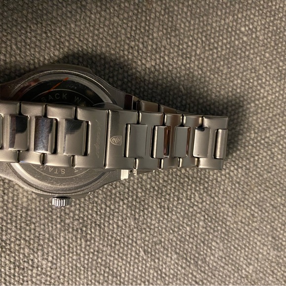 Watch - Picture 3 of 7